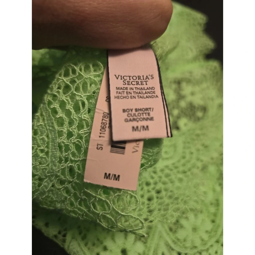 Victoria's Secret Medium Crotchet Floral Lace Boyshort Panty Neon Green Shortie